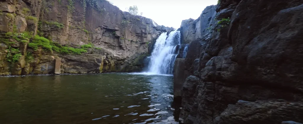 Zarwani Waterfall