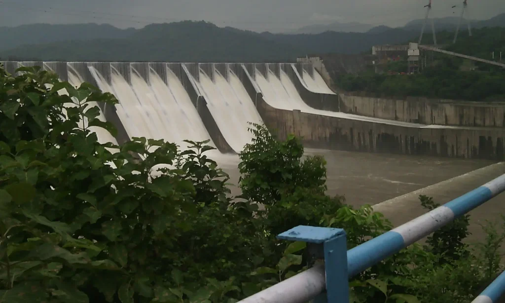 sardar sarovar dam