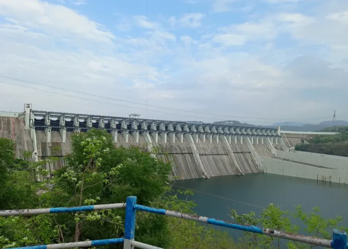 sardar sarovar dam
